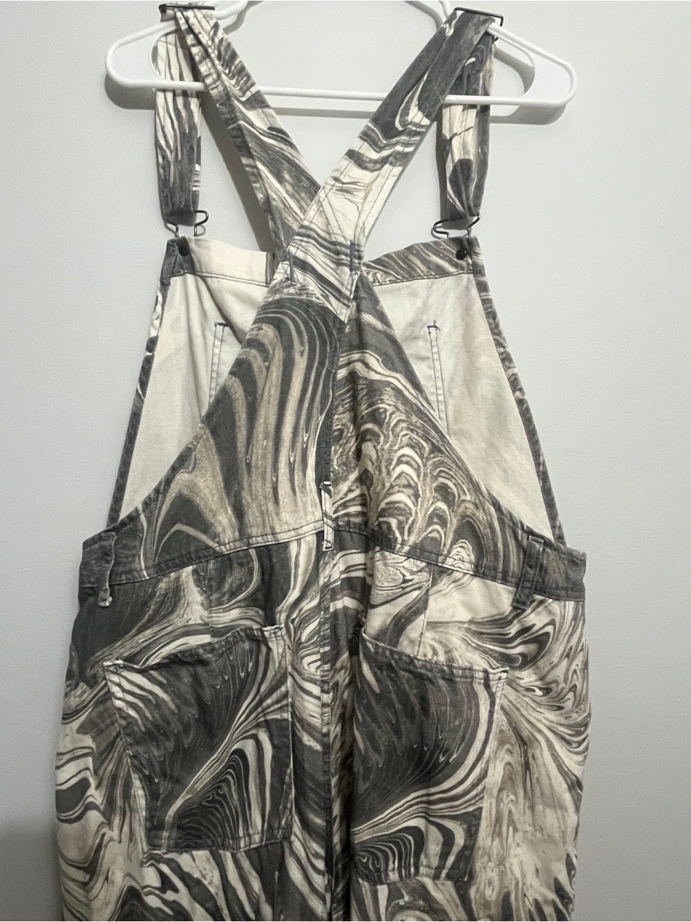 We The Free People Ziggy Marble-Swirl Overalls in Taupe & Cream Size XLarge - Picture 10 of 12